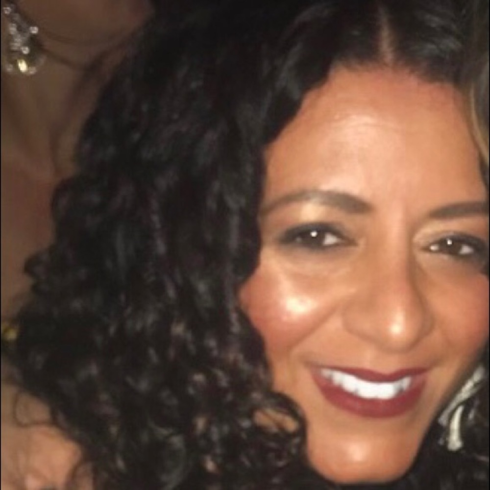 Meet your Posher, Yv onne